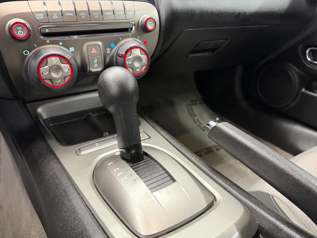 Used 2011 Chevrolet Camaro LT RWD image 26