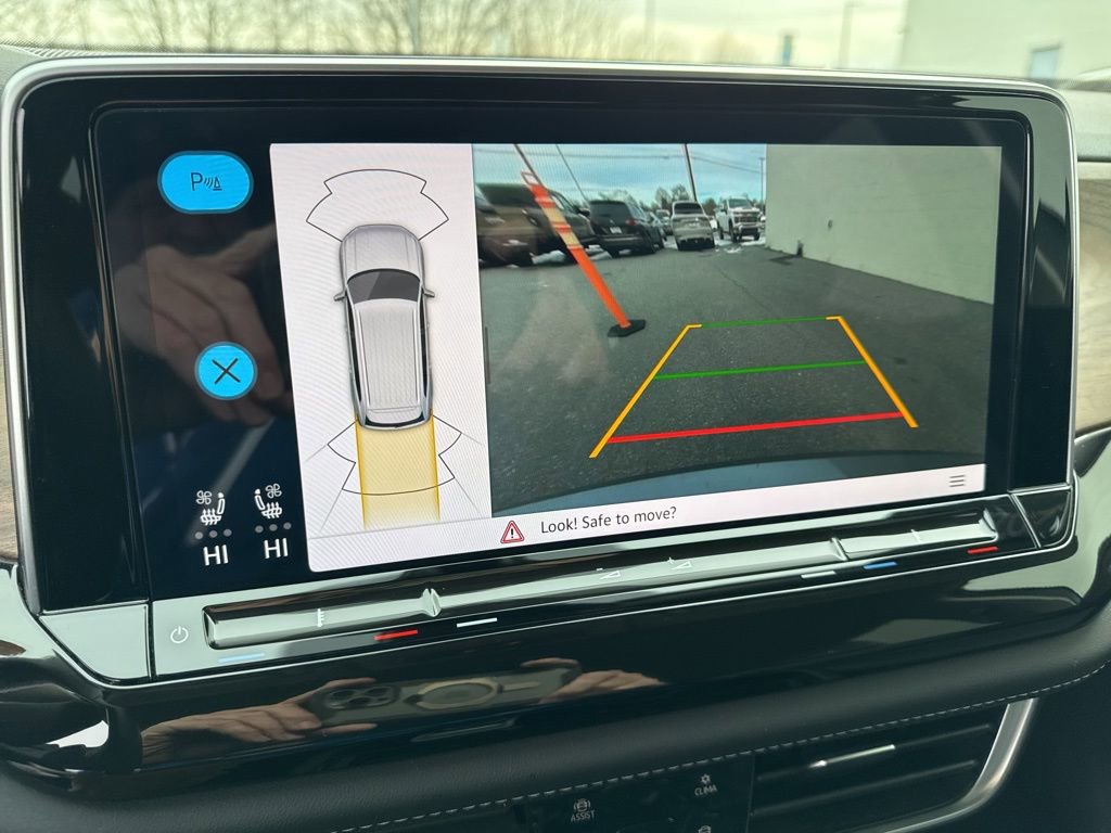 Certified 2025 Volkswagen Atlas SE image 25
