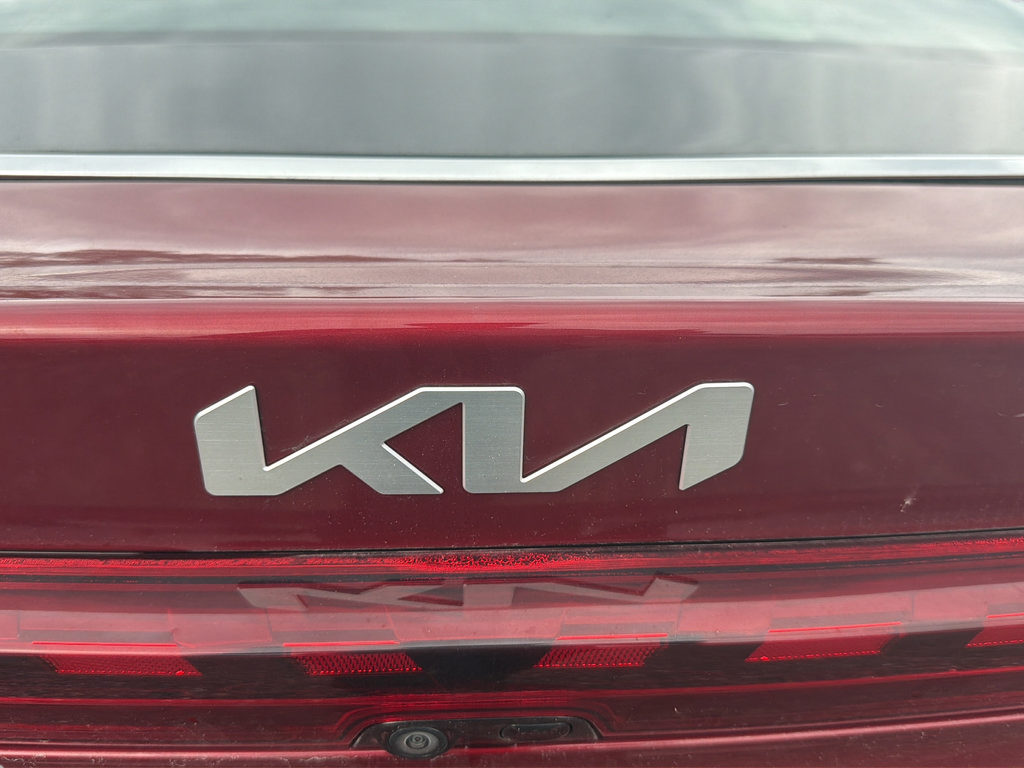 Used 2024 Kia K5 LXS FWD image 16