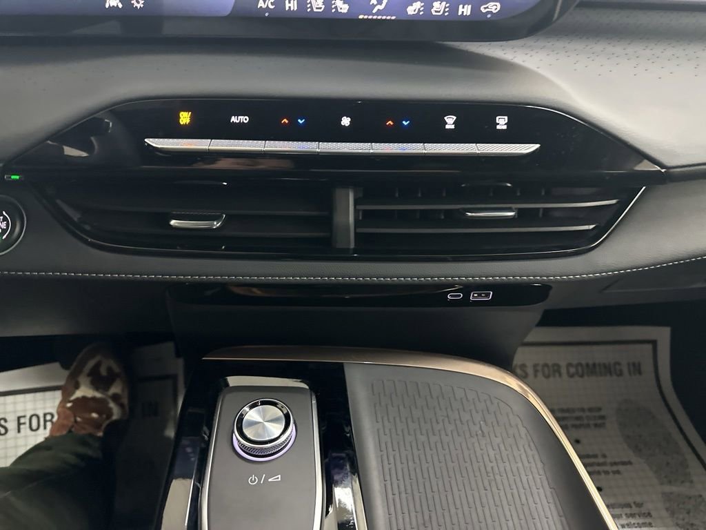 New 2026 Buick Enclave Avenir w/ Super Cruise Package image 40