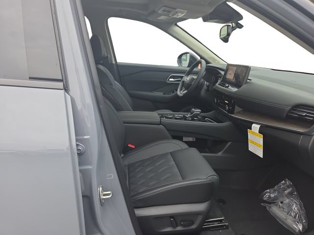 New 2026 Nissan Rogue Platinum w/ Platinum Premium Package AWD/4WD image 15