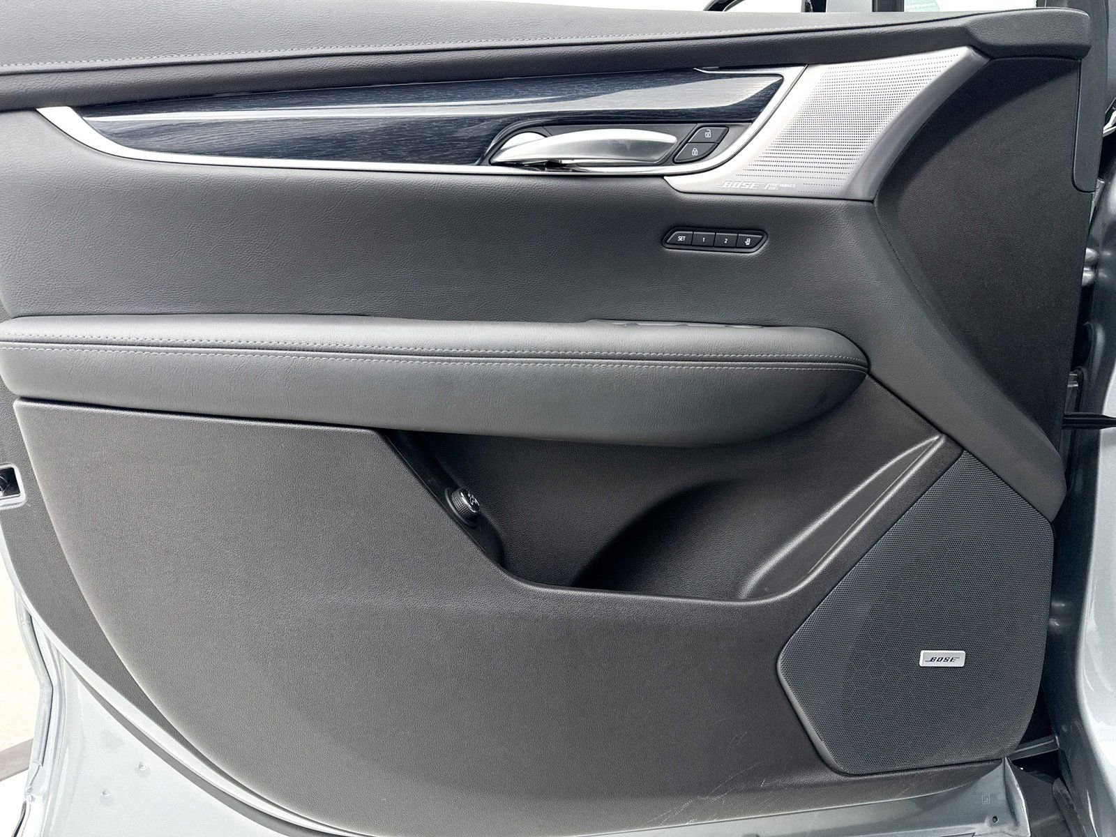 Used 2023 Cadillac XT5 Premium Luxury image 30