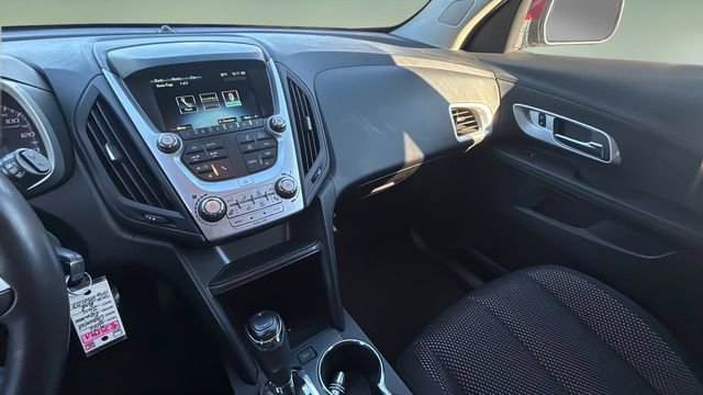 Used 2016 Chevrolet Equinox LT w/ Convenience Package image 24