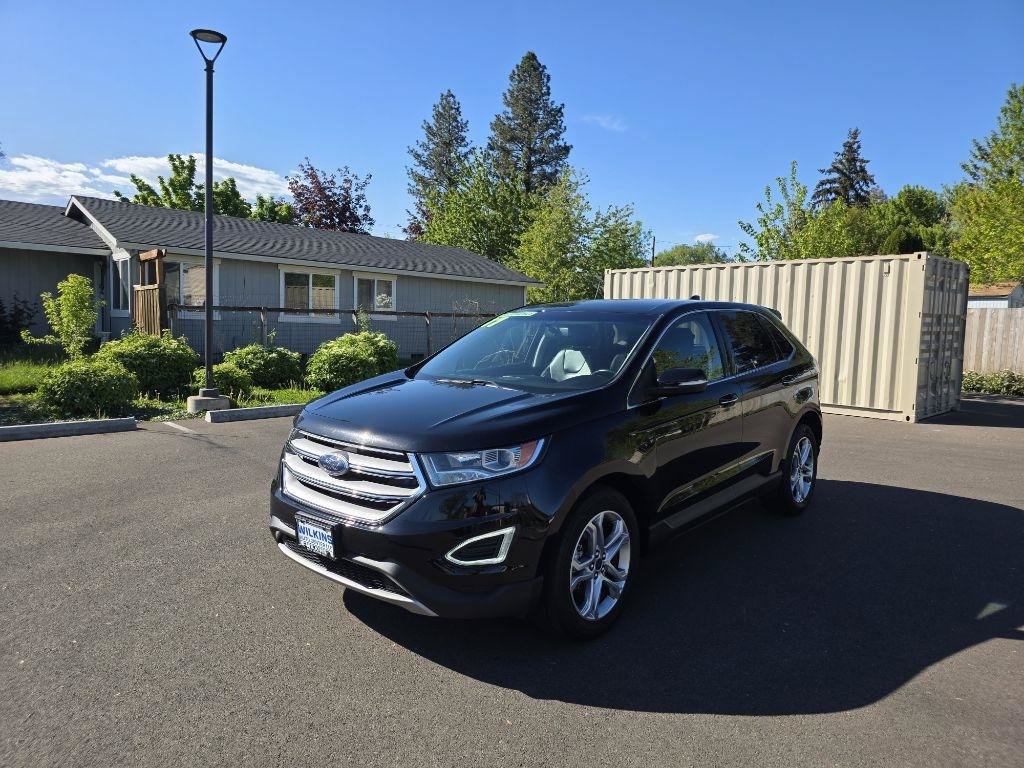 Used 2017 Ford Edge Titanium w/ Technology Package FWD image 1