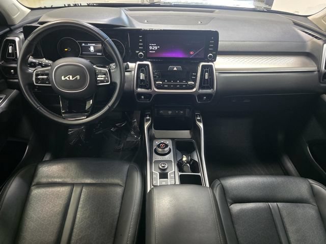 Used 2023 Kia Sorento EX FWD image 9