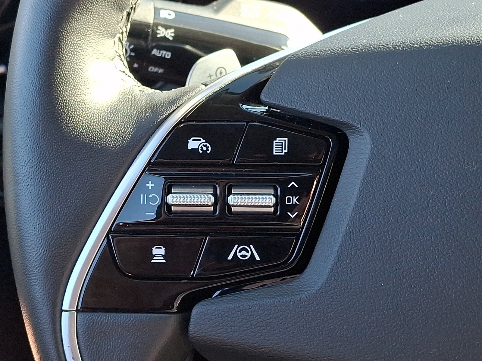 Used 2024 Kia Niro Wind w/ Wind Preserve Package FWD image 21
