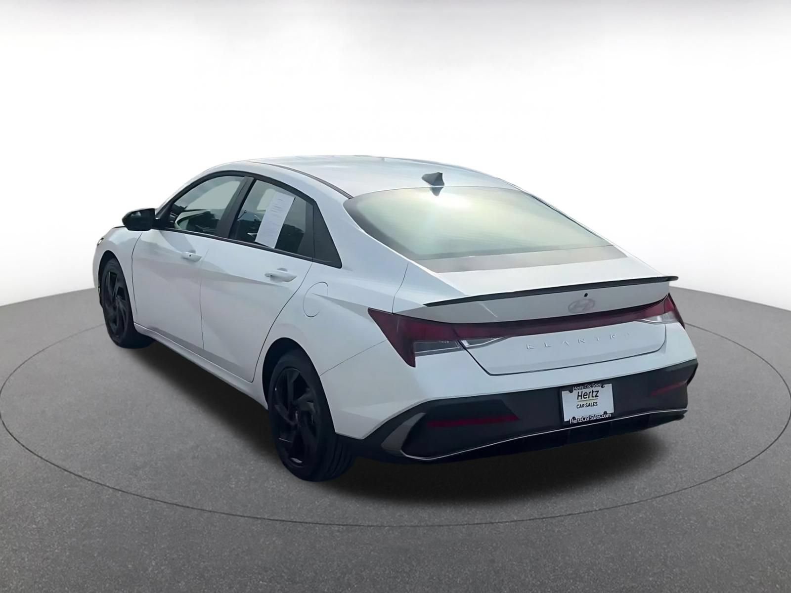 Used 2026 Hyundai Elantra Sport FWD image 9