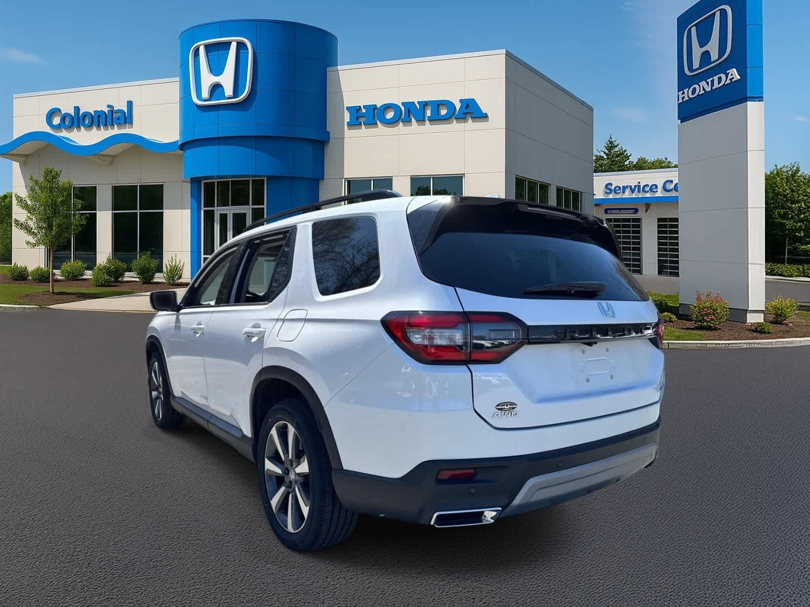 Used 2025 Honda Pilot Elite image 4