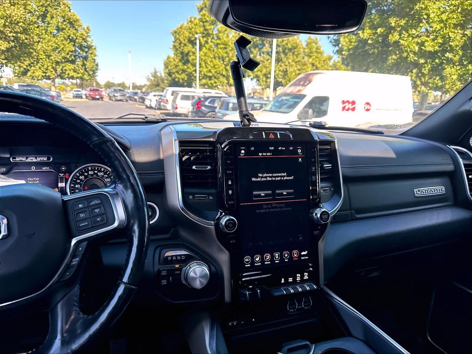 Used 2019 RAM 2500 Laramie AWD/4WD image 13