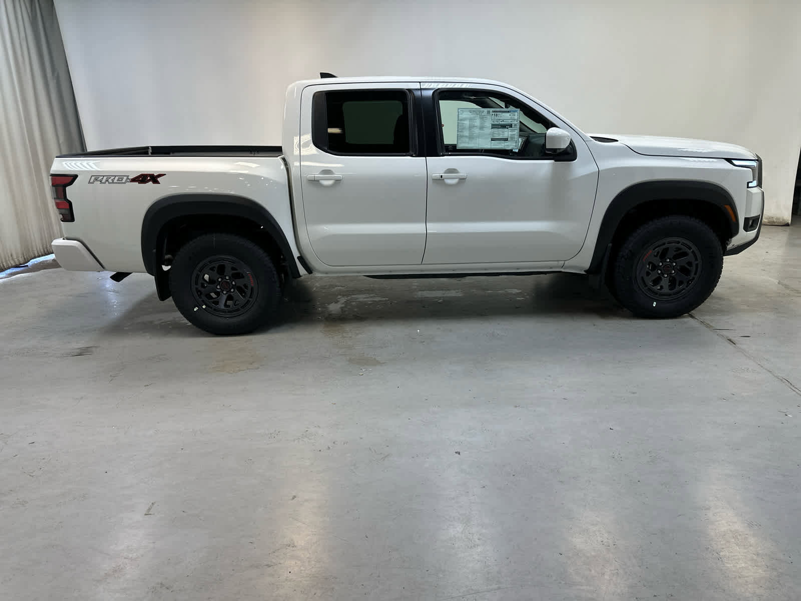 New 2026 Nissan Frontier PRO-4X image 9