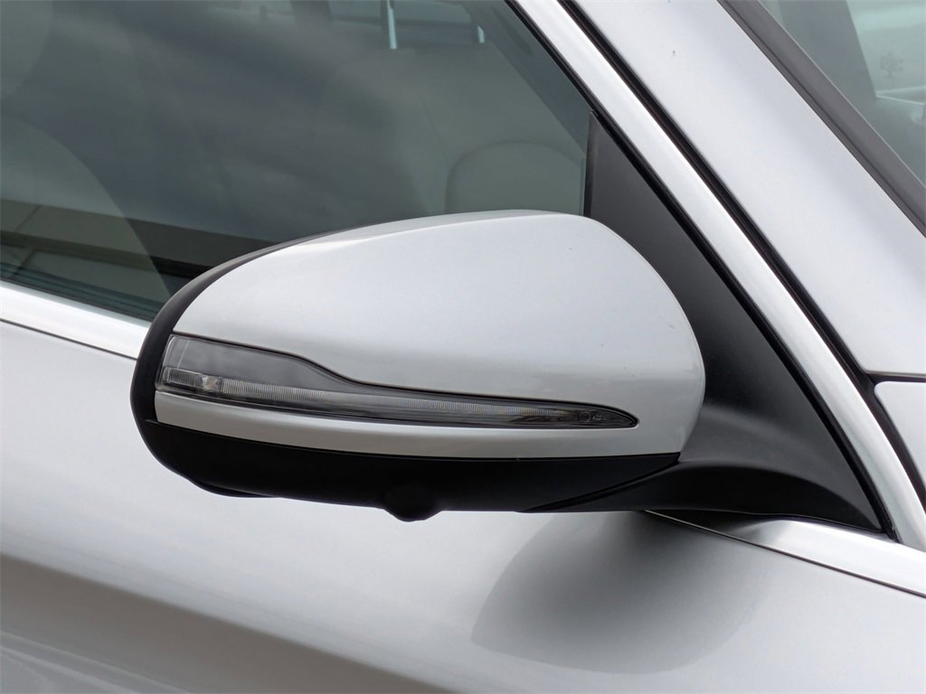 Used 2018 Mercedes-Benz GLC 300 image 13