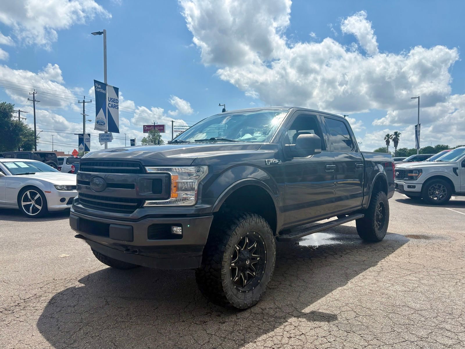 Used 2019 Ford F150 XLT w/ Equipment Group 302A Luxury AWD/4WD image 7