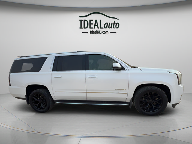 Used 2017 GMC Yukon XL Denali w/ Open Road Package AWD/4WD image 2
