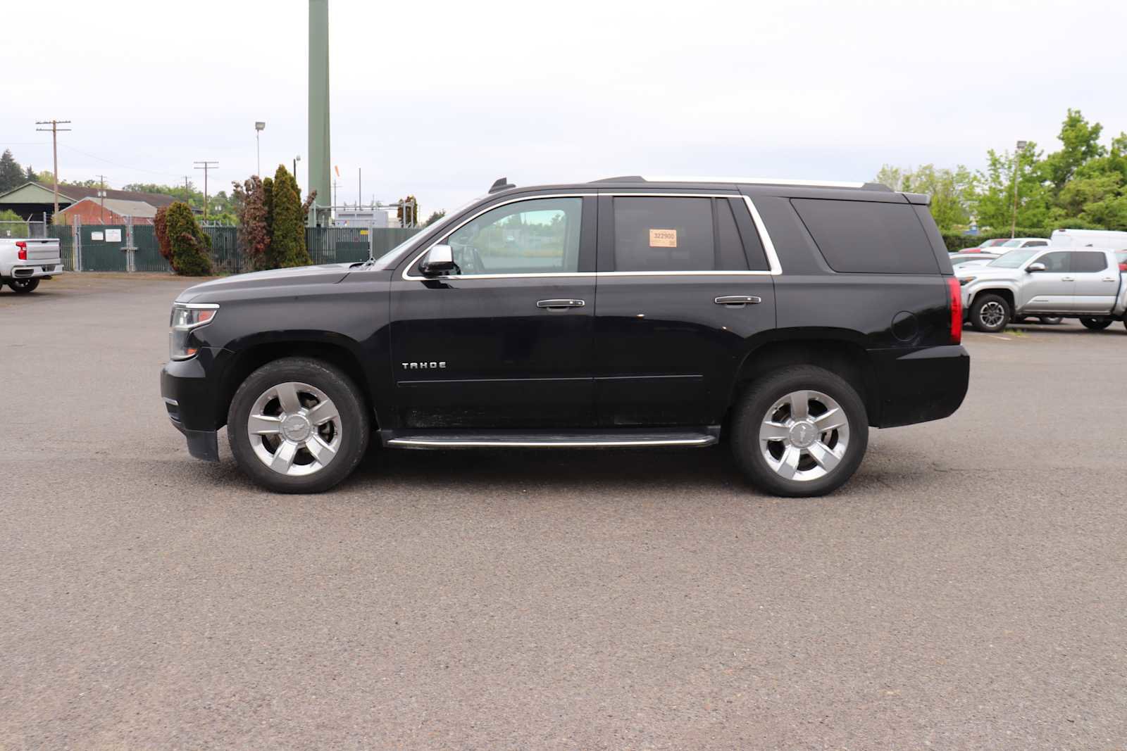 Used 2017 Chevrolet Tahoe Premier AWD/4WD image 8
