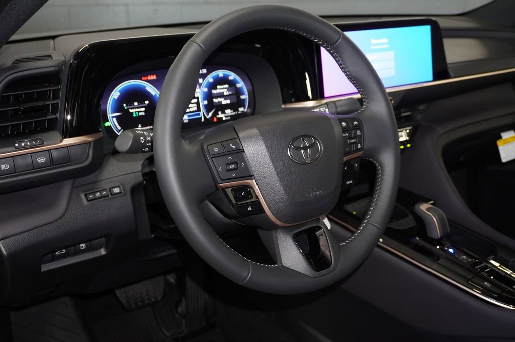 New 2026 Toyota Crown XLE image 15