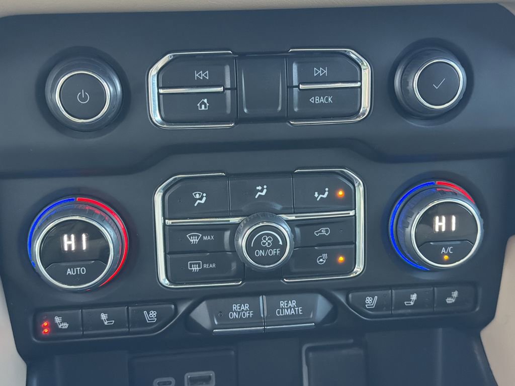 Used 2023 Chevrolet Tahoe Premier w/ Advanced Technology Package image 33