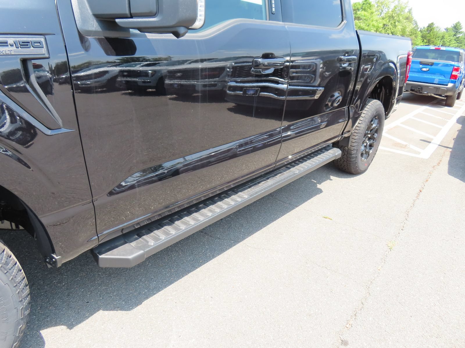 New 2026 Ford F150 XLT w/ Equipment Group 302A MID AWD/4WD image 7