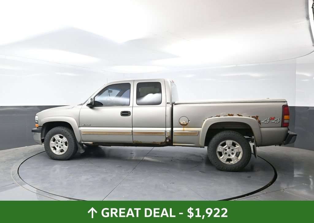 Used 2001 Chevrolet Silverado 1500 LS w/ Firm Ride Suspension Pkg AWD/4WD image 9