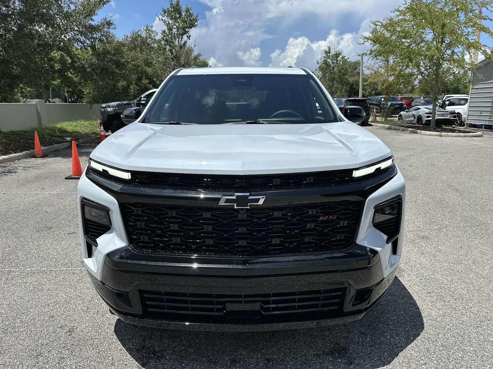 New 2026 Chevrolet Traverse RS w/ LPO, Floor Liner Package FWD image 9