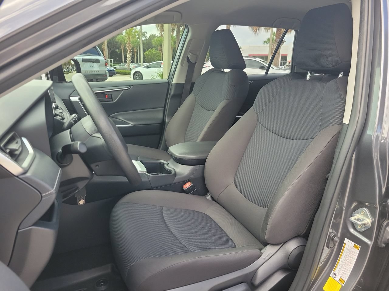 Used 2025 Toyota RAV4 LE AWD/4WD image 16