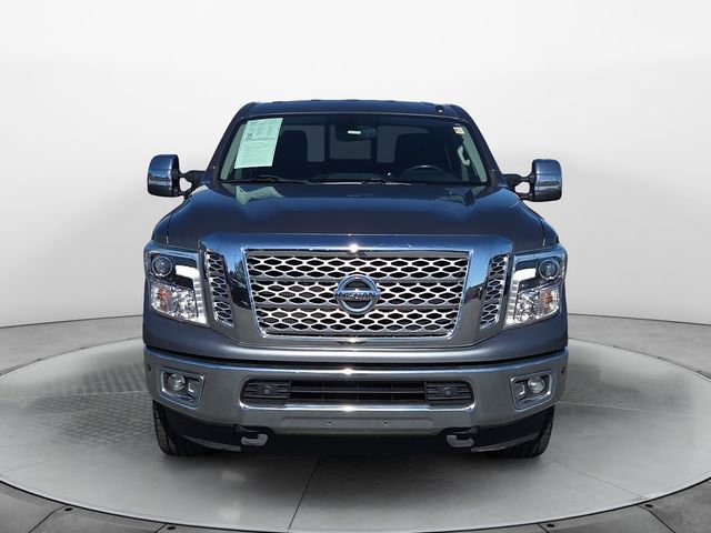 Used 2018 Nissan Titan SL image 8