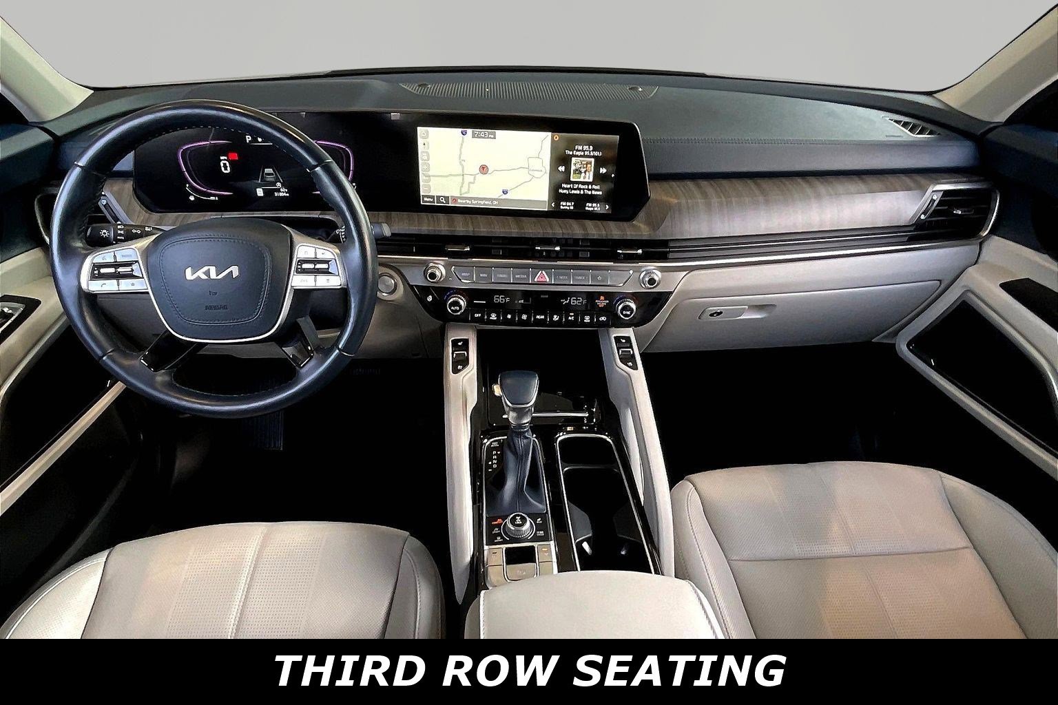 Used 2024 Kia Telluride EX w/ EX Captain's Chair Package AWD/4WD image 7