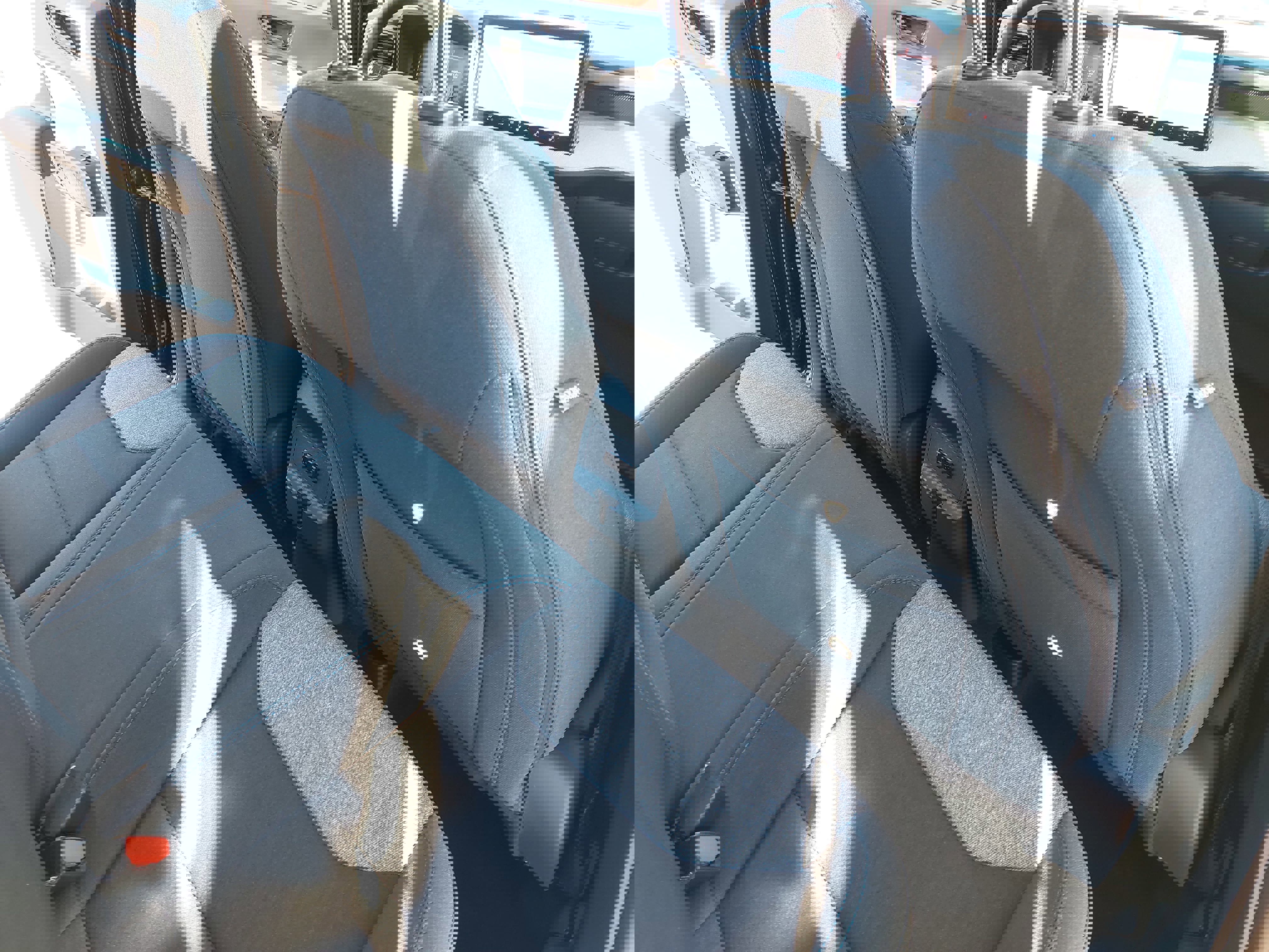 Used 2025 Ford Maverick XLT w/ Equipment Group 302A image 12