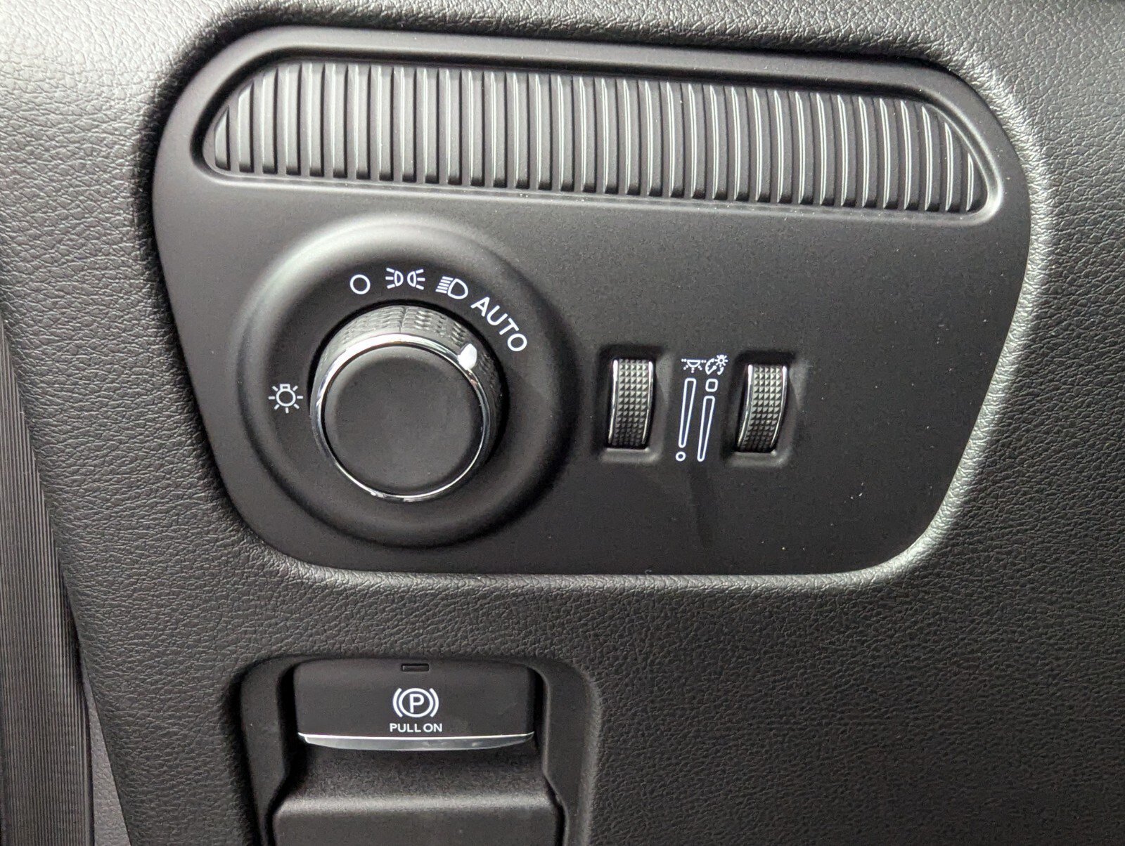 New 2026 Jeep Grand Wagoneer 2WD w/ Premium Group I image 14