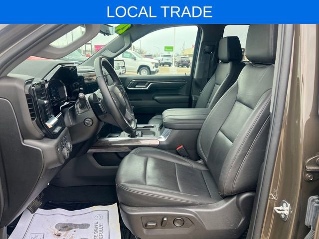 Used 2024 Chevrolet Silverado 1500 LTZ w/ Technology Package image 13