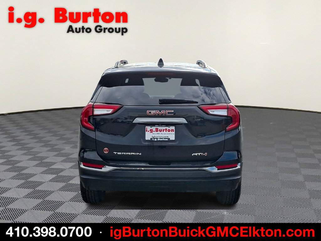 Used 2022 GMC Terrain AT4 AWD/4WD image 5