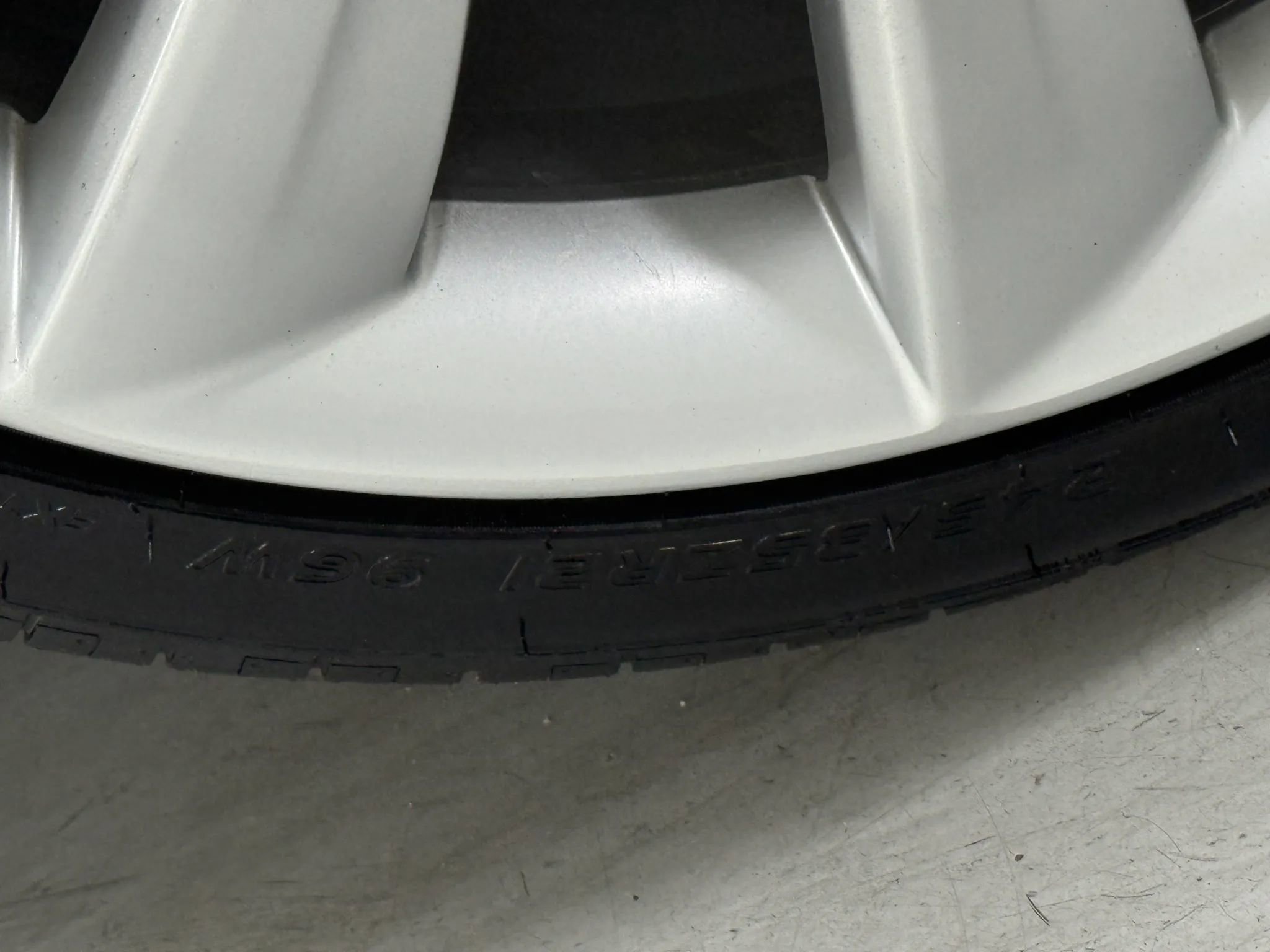 Used 2014 Tesla Model S P85D image 39