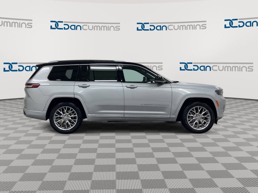 Used 2023 Jeep Grand Cherokee L Summit AWD/4WD image 9