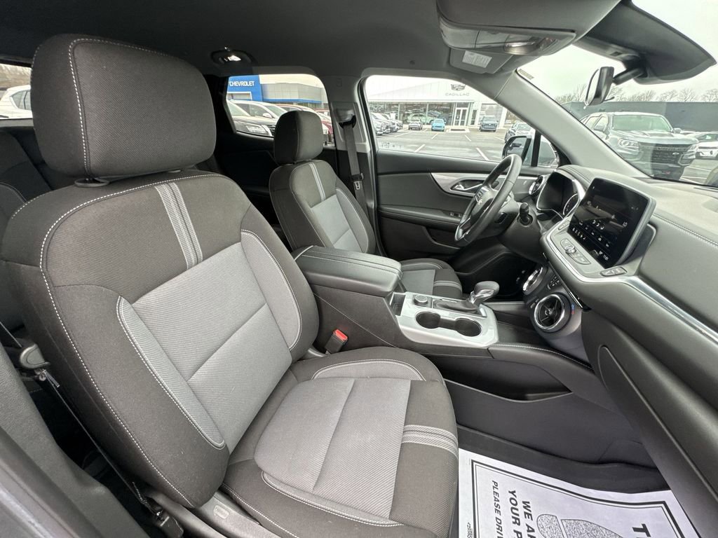 Used 2024 Chevrolet Blazer LT w/ Driver Confidence Package AWD/4WD image 24