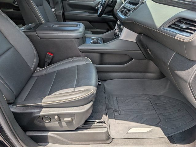 Used 2023 GMC Yukon XL SLT RWD image 29