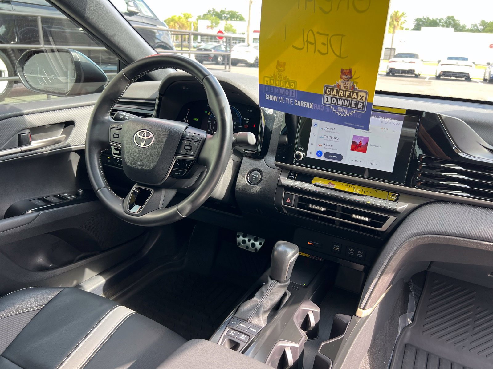 Used 2025 Toyota Camry SE FWD image 49