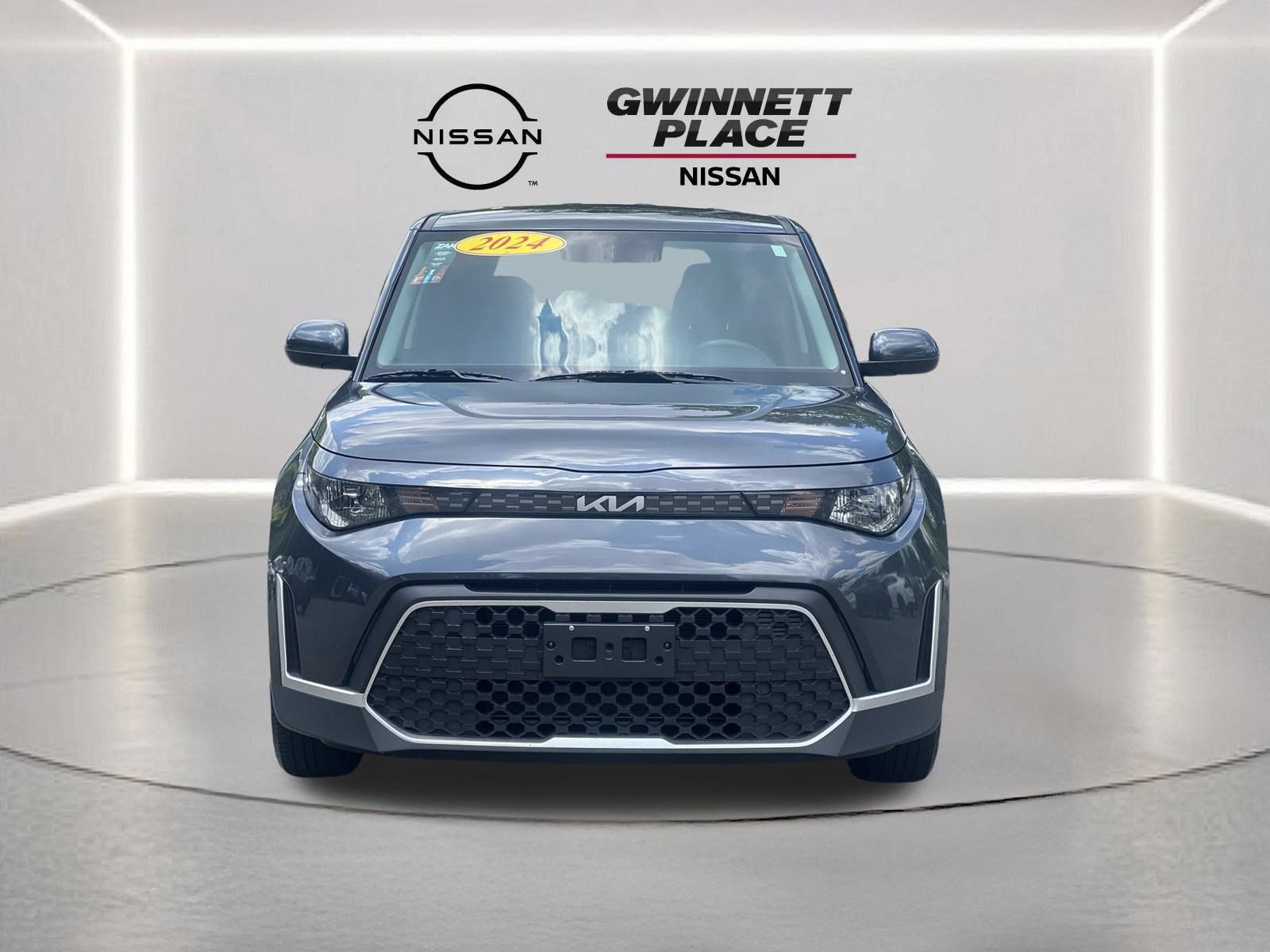 Used 2024 Kia Soul LX w/ Option Group 015 FWD image 25