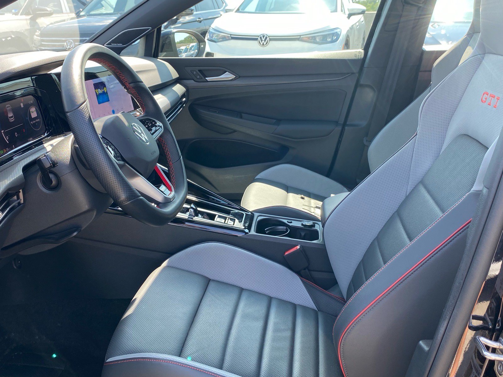 Certified 2024 Volkswagen GTI SE FWD image 11