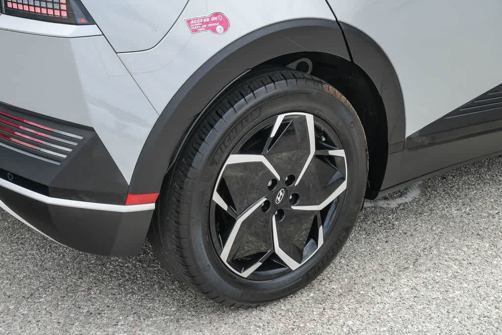 Used 2024 Hyundai Ioniq 5 SE RWD image 11