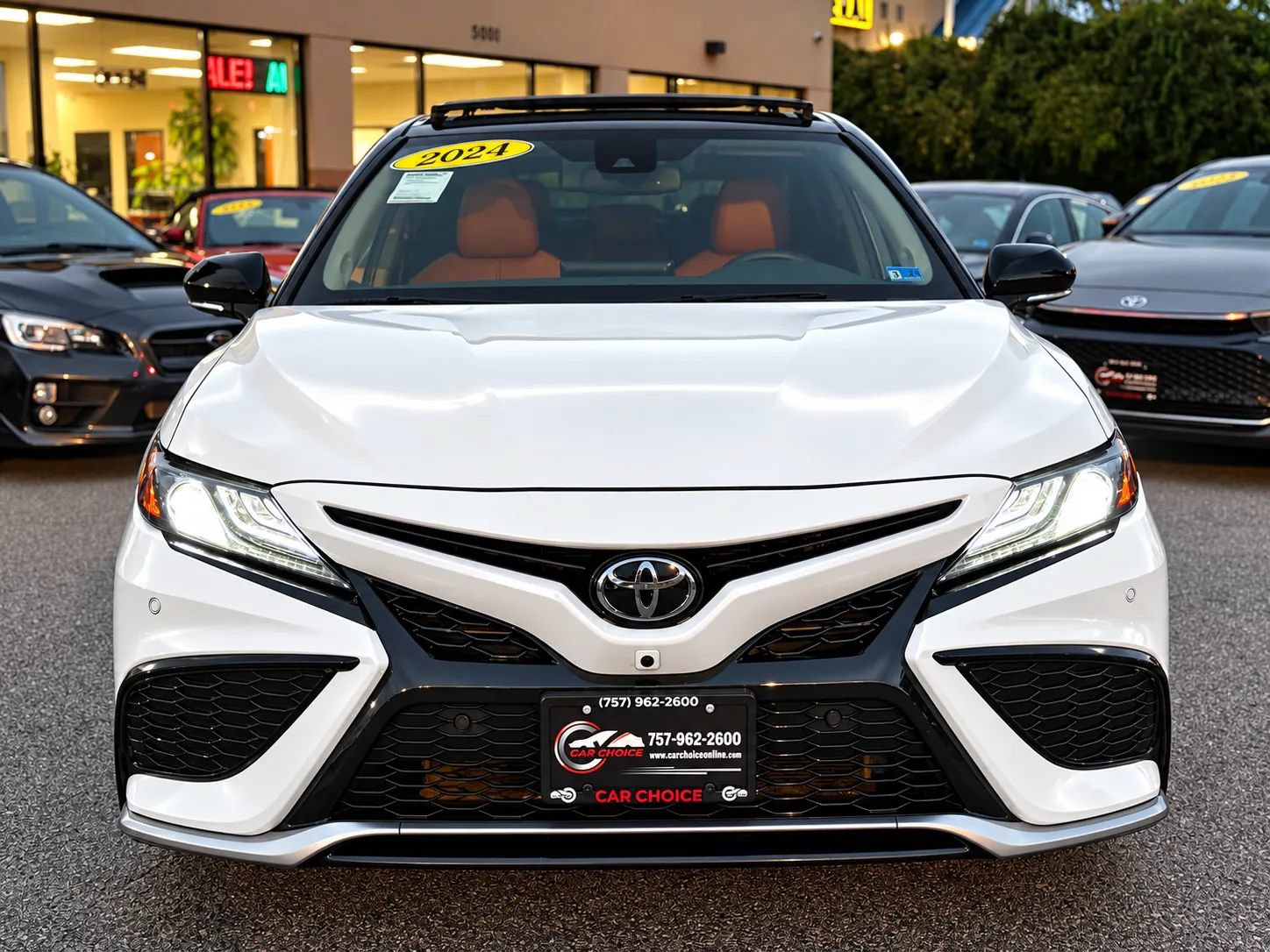 Used 2024 Toyota Camry XSE w/ Navigation Package FWD image 9