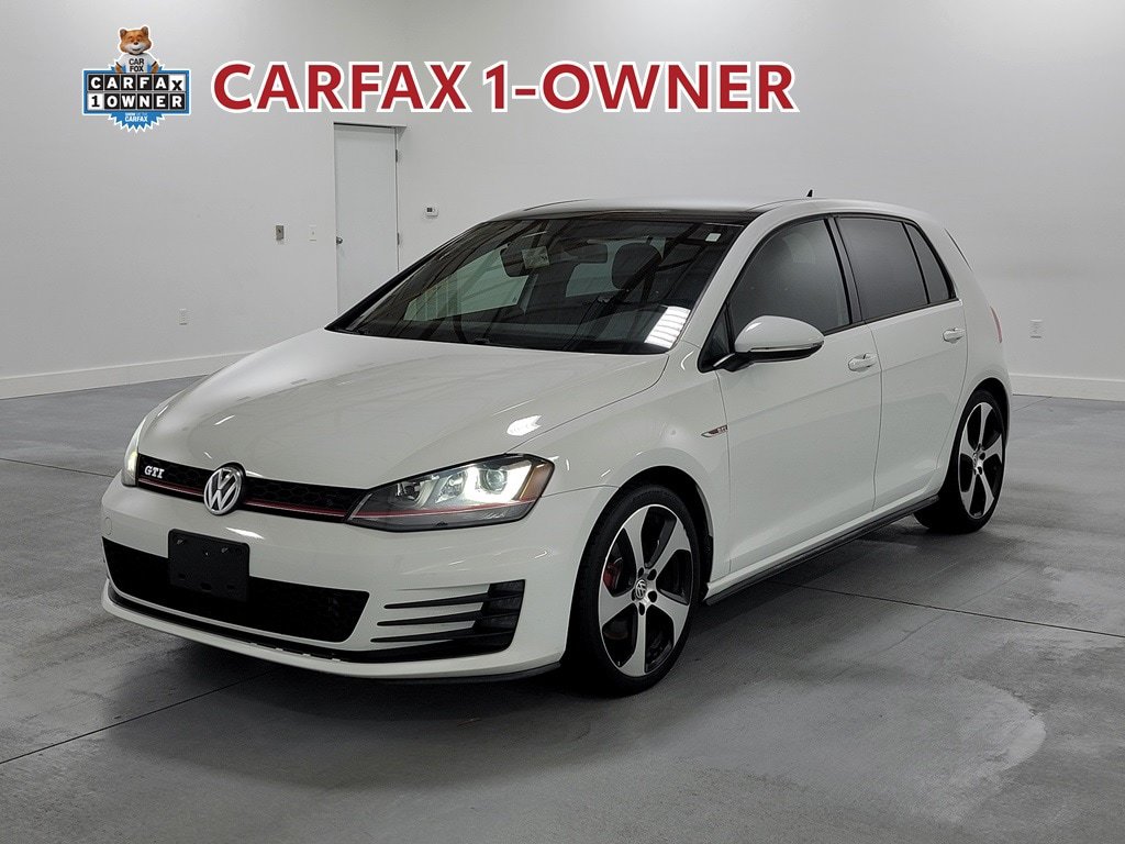 Used 2016 Volkswagen GTI SE FWD image 4
