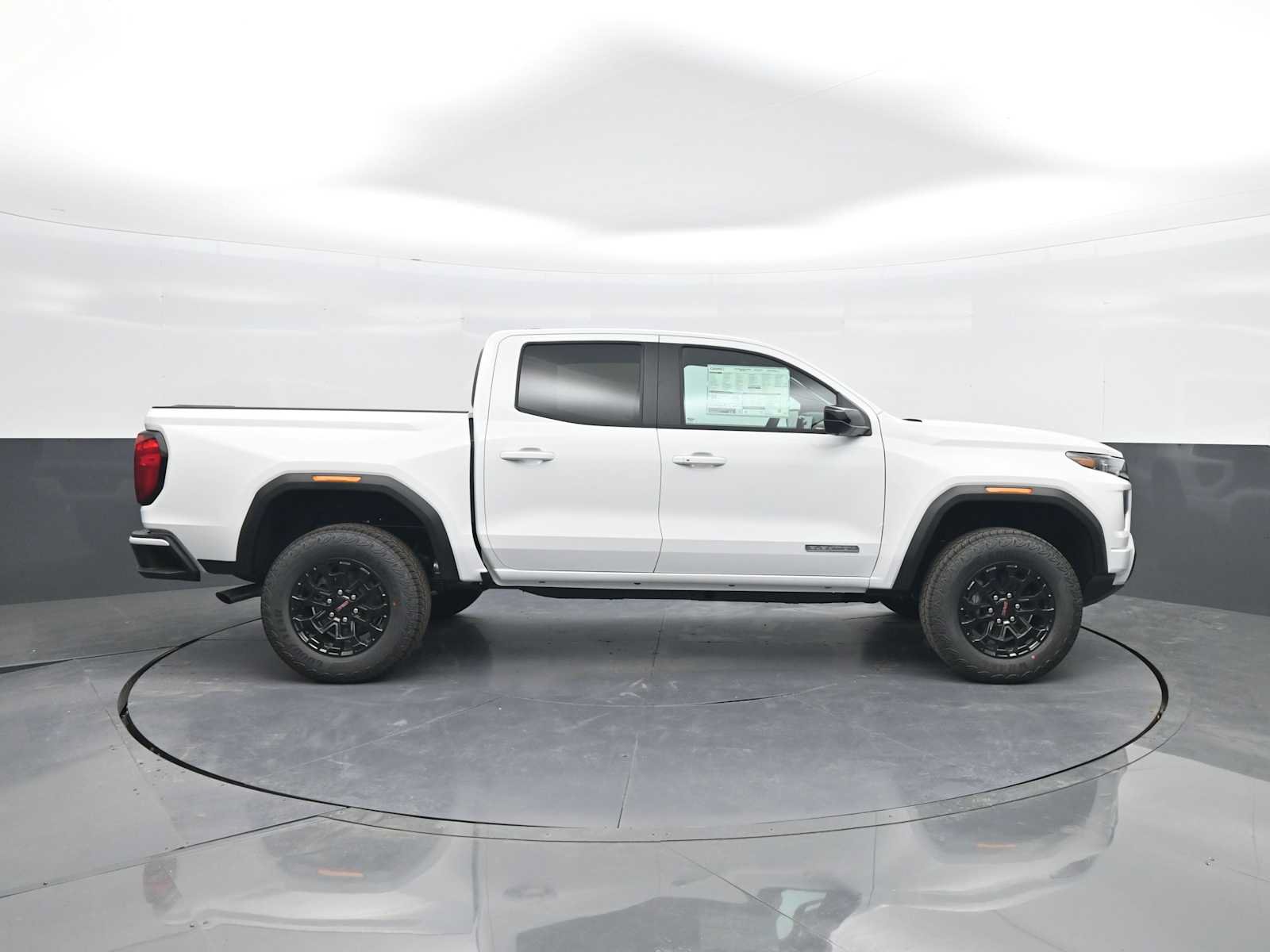 New 2026 GMC Canyon Elevation w/ Convenience Package RWD image 9