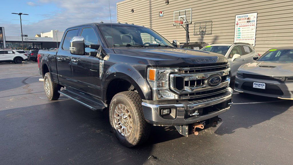 Used 2020 Ford F250 XLT w/ XLT Premium Package AWD/4WD image 4