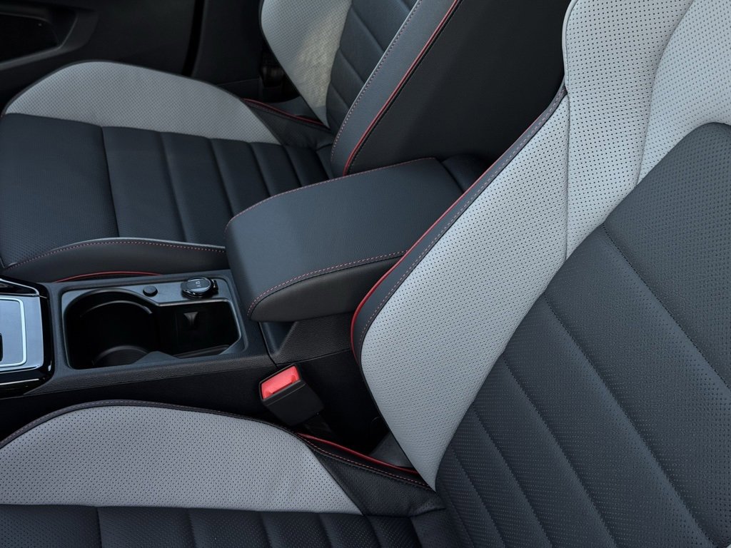 New 2025 Volkswagen GTI SE image 20