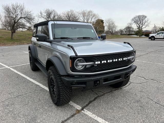 Used 2024 Ford Bronco Wildtrak image 2