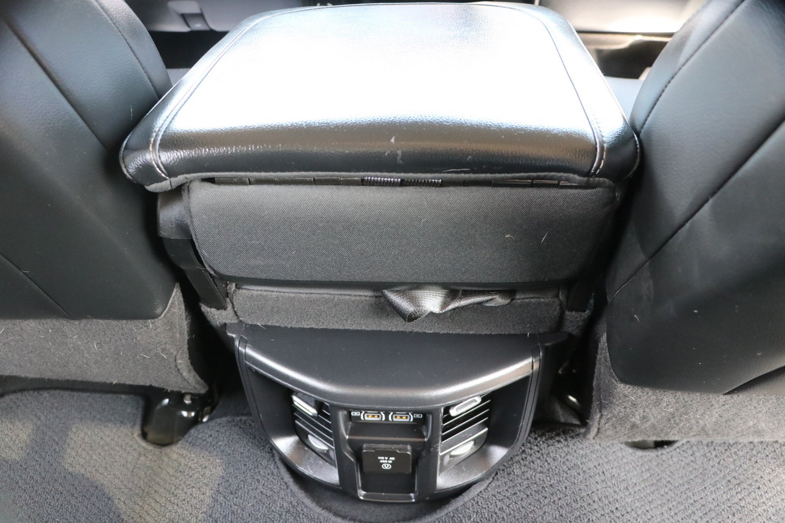 Used 2024 RAM 2500 Laramie w/ Safety Group AWD/4WD image 32