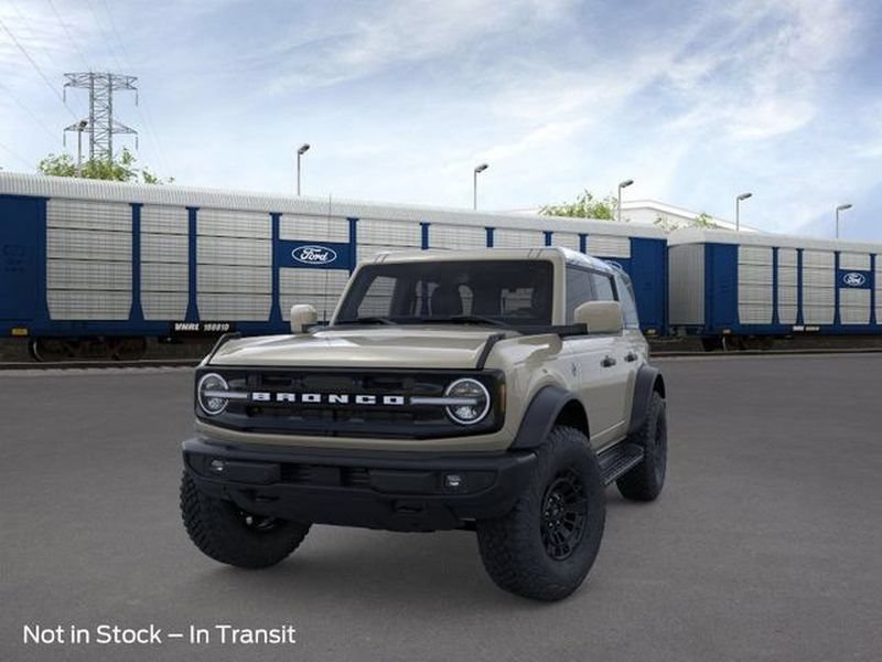 New 2026 Ford Bronco Outer Banks w/ Sasquatch Package AWD/4WD image 2
