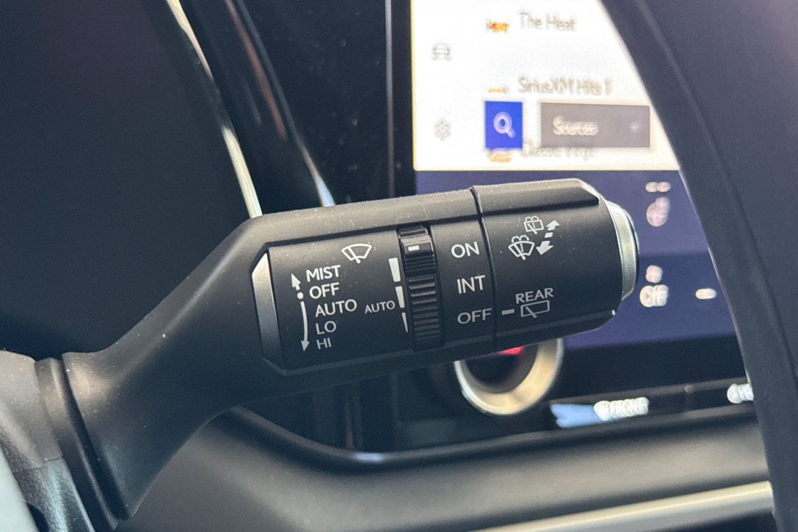 Used 2024 Lexus RX 350 Premium w/ Accessory Package (Z1) FWD image 33