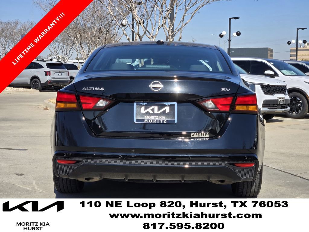 Used 2024 Nissan Altima 2.5 SV image 13