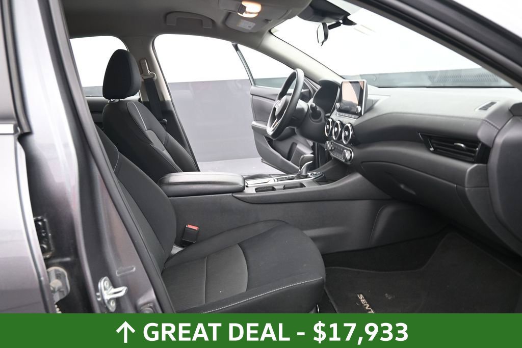 Used 2024 Nissan Sentra SV FWD image 39