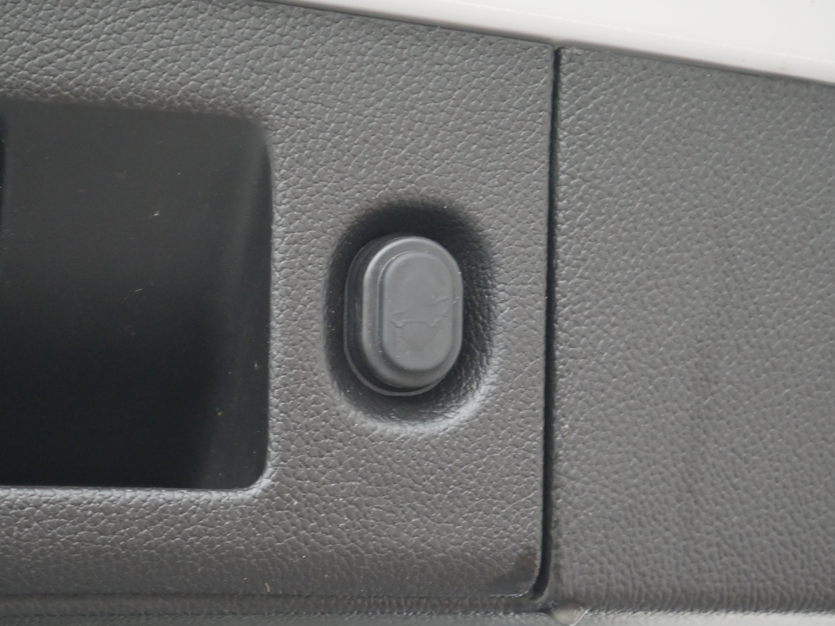 Used 2016 Chevrolet Tahoe LTZ image 26